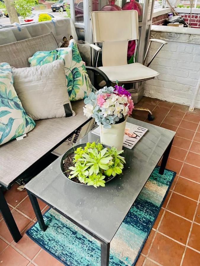 Lga Airport 3 Mins, 3 Bedroom Duplex House, Parking And Private Backyard, 9Mins Subway! New York Exteriér fotografie