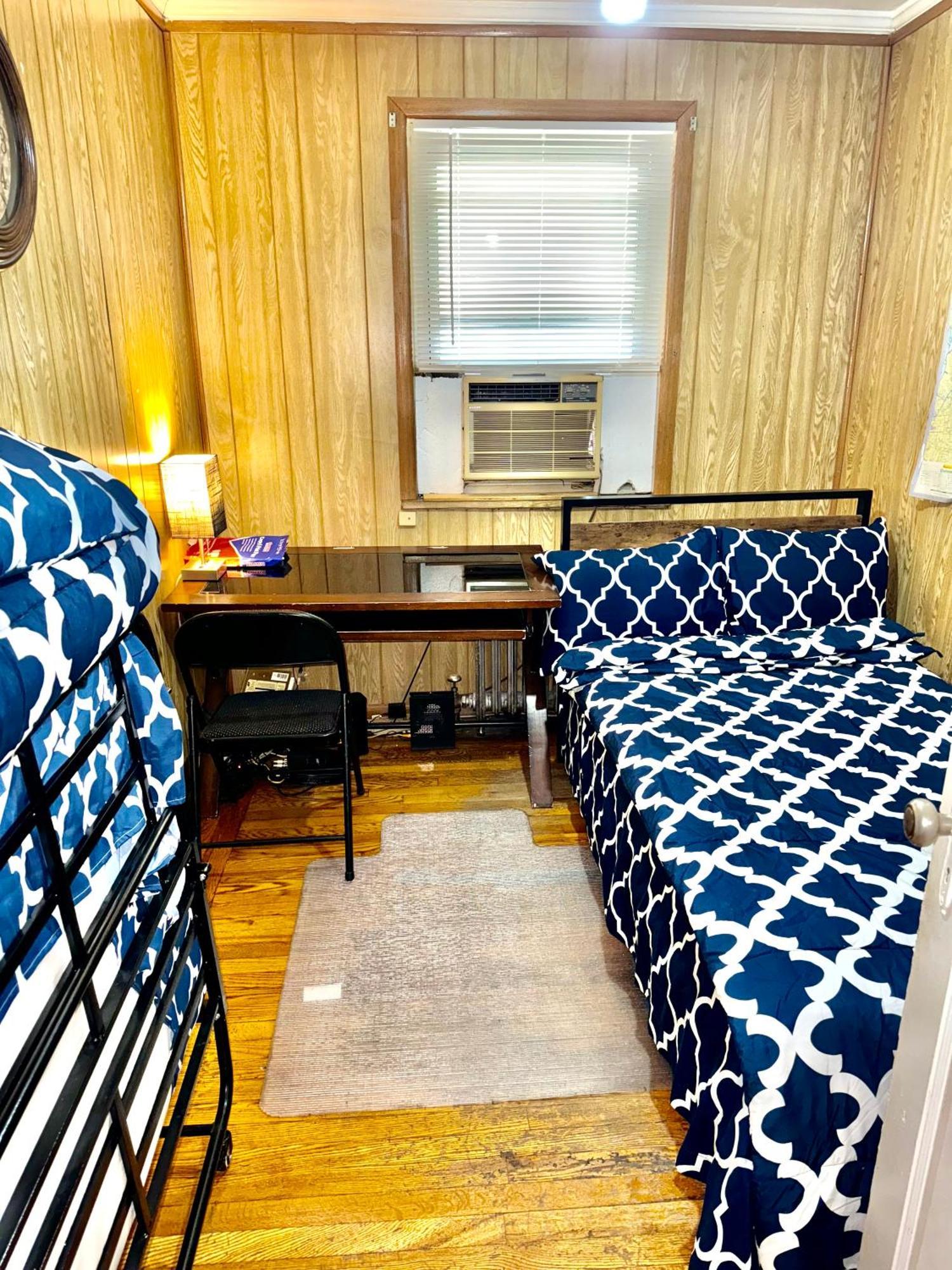 Lga Airport 3 Mins, 3 Bedroom Duplex House, Parking And Private Backyard, 9Mins Subway! New York Exteriér fotografie